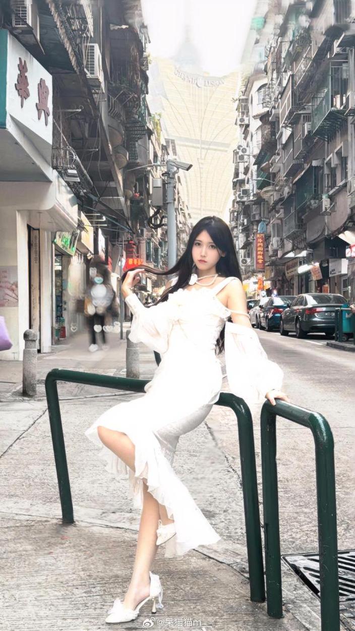 独具风格的不呆猫cos酱更新了一批精美的原图