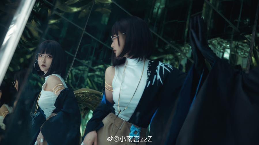 演绎深邃的人心世界——南宫cos小橘子的图片集欣赏