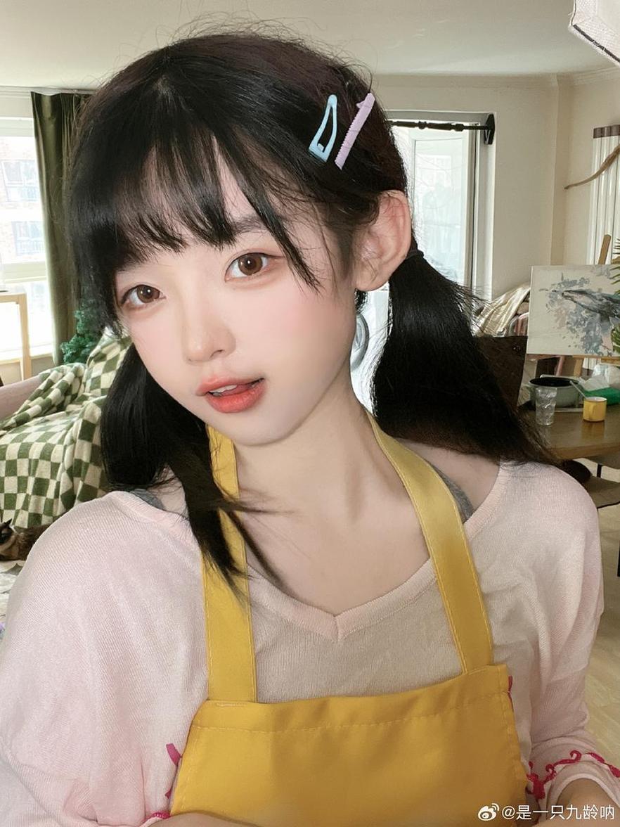 是一只九龄真人，呈现的是经典作品的翻拍。