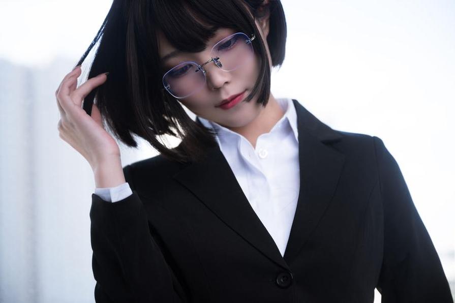 看coser，就上这里！汪知子cos合集图片在线预览，给您带来视觉极致享受