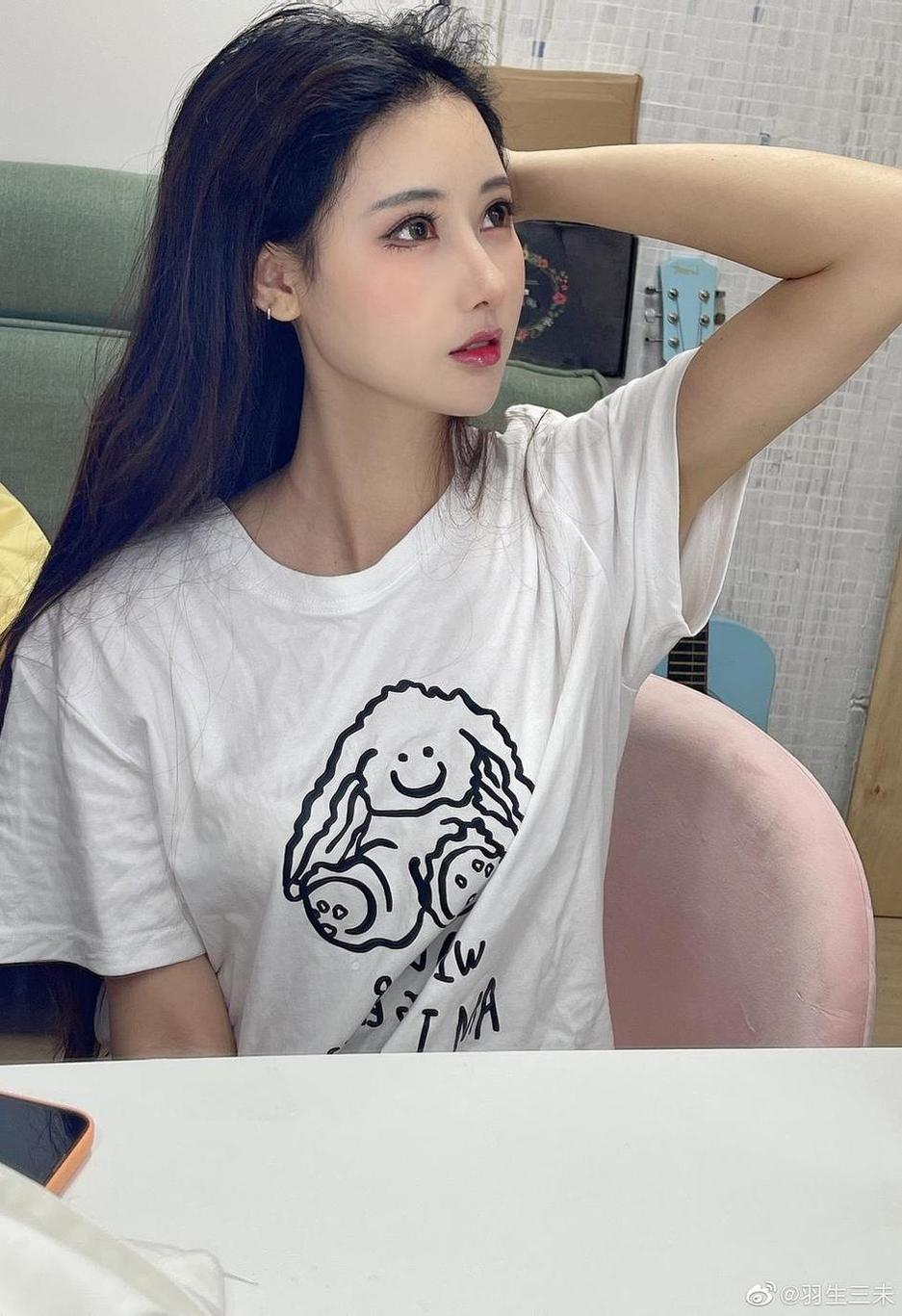 美图摄影，尽现羽生三未cos尼禄套图之美