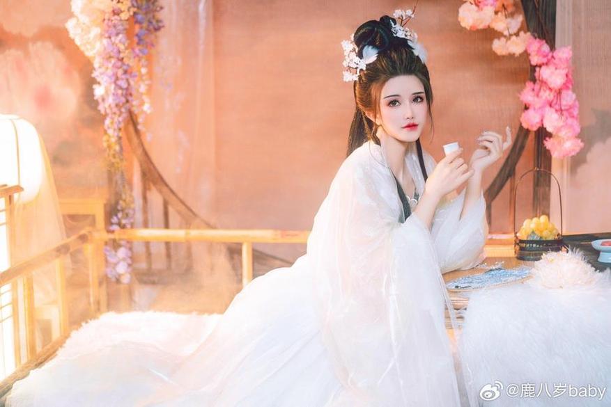鹿八岁下载，一张照片让你惊为天人